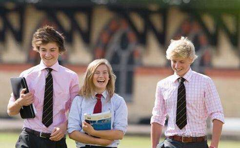 英國初中留學申請條件 英國初中留學申請條件